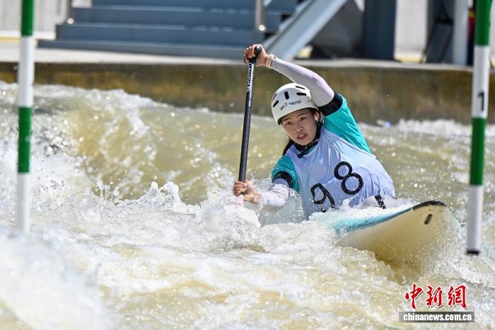 广州白云区米岗激流回旋场地皮划艇激流回旋测