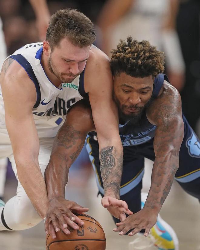 斯玛特防守核心价值凸显 湖人队内角色不可或缺