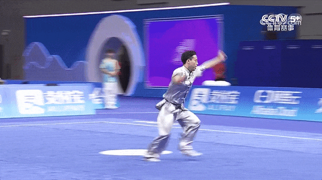 杭州亚运会首日中国代表团斩获11金 多项目强势