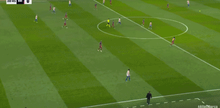 巴萨客场逆转马竞莱万绝杀登顶积分榜